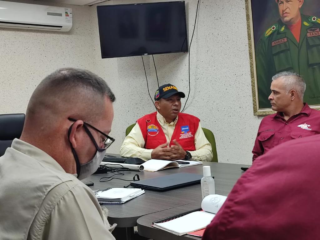 DulceyParadaM's tweet photo. #Jul13 Por instrucción de nuestra Gobernadora @karinacarpioaragua nos reunimos con el Coordinador Regional del Servicio Nacional Para el Desarme @MIJPSenades para así organizar políticas públicas que nos permita garantizar la Paz y la Tranquilidad de todas y todos los Aragueños https://t.co/iK0f87erd4
