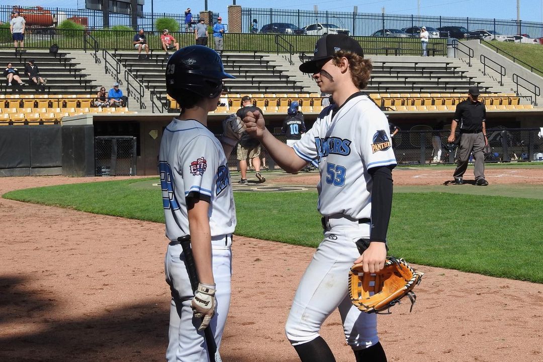 ThePBLO's tweet photo. The 18U Kitchener Panthers went down to Michigan on the weekend, but while the weekend didn't meet their expectations, they are raring to go for the 18U playoffs in a little over a week. โพ๏ธ
#ThePBLO | #KitchenerPanthers https://t.co/jpMdsVegkV