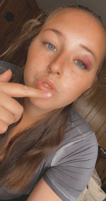 Content gonna be a little light this week due to my klutzy ass 😂 #onlyfansgirl #bigbootybitches #babeseason<a href="/tag/bigbootybitches"class="tags"><span>#bigbootybitches</span></a><a href="/tag/onlyfansgirl"class="tags"><span>#onlyfansgirl</span></a><a href="/tag/babeseason"class="tags"><span>#babeseason</span></a>