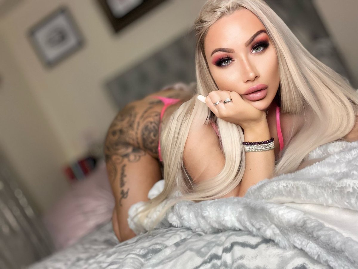 𝙂𝙤𝙙𝙙𝙚𝙨𝙨 𝘽𝙖𝙙 𝘽𝙖𝙧𝙗𝙞𝙚 on Twitter: "http://onlyfans.com/GoddessBadBarbie…"