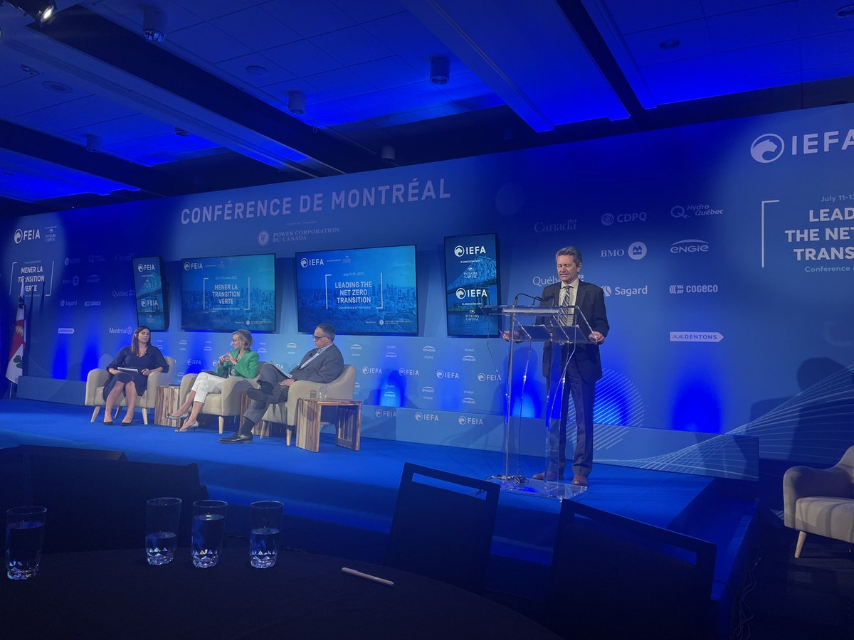 Adarine's tweet photo. AI for a sustainable and intelligent transition discussion and keynote #confmont #forumamericas https://t.co/Ndv5Q6BEF8