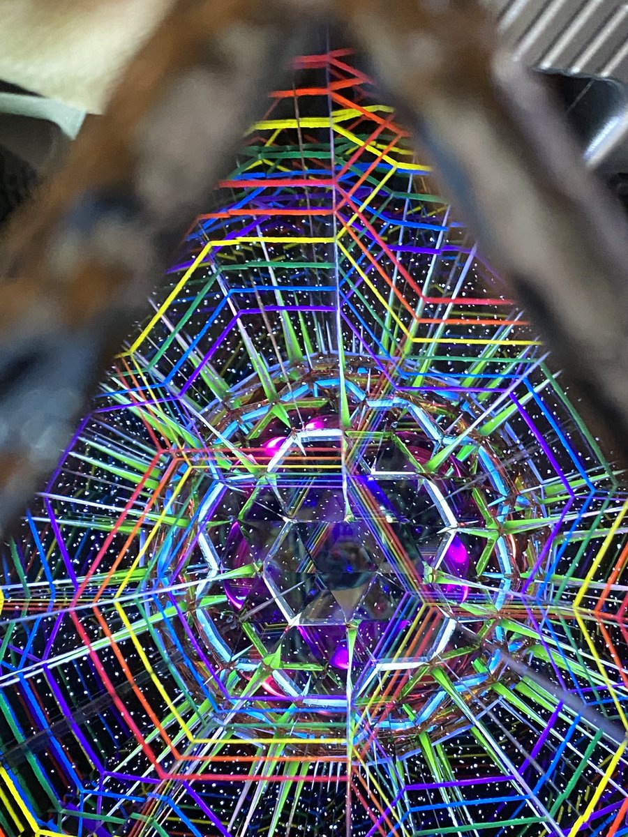 TJSuire's tweet photo. Some photos of the most recent kaleidoscopes that I’ve been creating… Just glass &amp; mirrors, no editing. Enjoy the color combinations I put into these lil things, they feel like looking into different dimensions fr 💠🛸🥰✨ #PortfolioDay #Art #DMV #WebsiteComingSoon https://t.co/JXuBVkuObX