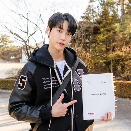 do0_plum's tweet photo. 전부 다 도영이 노력이야 https://t.co/aHX2Kq21Ad