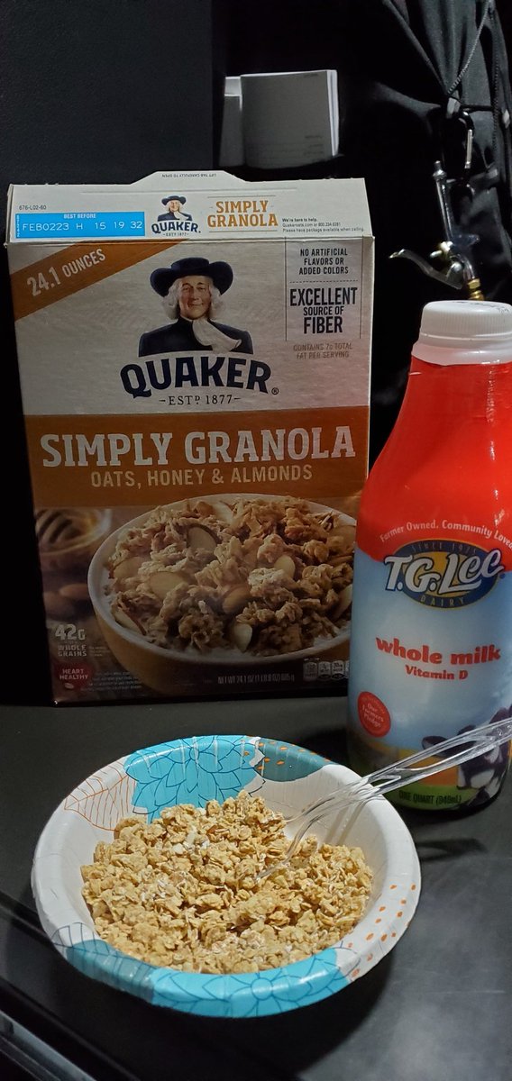 joannas11's tweet photo. When the truckstop restaurant closes at 20:30 😕 Fun fact, I once had the Clearwater Beach, FL milk route with #TGLee. 😁 Favorite customer @frenchysonline 😋 https://t.co/8zOtP7so9g