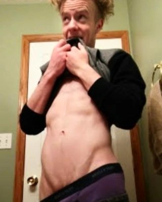 PanaceaPudge's tweet photo. May I present: The Fattening
September 2016 at 130 pounds vs July 13 at 225 pounds
#gainer #feedee #fatgay #weightgain https://t.co/YZVkqIHMo6