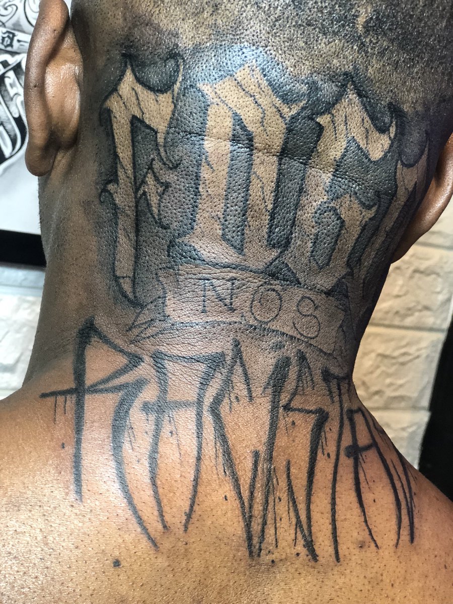 BRPretto's tweet photo. FOGO NOS RACISTA
#freehand
#letteringbrasil
#criminallettering
#4p
Quiser conhecer mais do meu trabalho segue lá no insta @BRPretto
#Boanoite https://t.co/o552AkbtMb