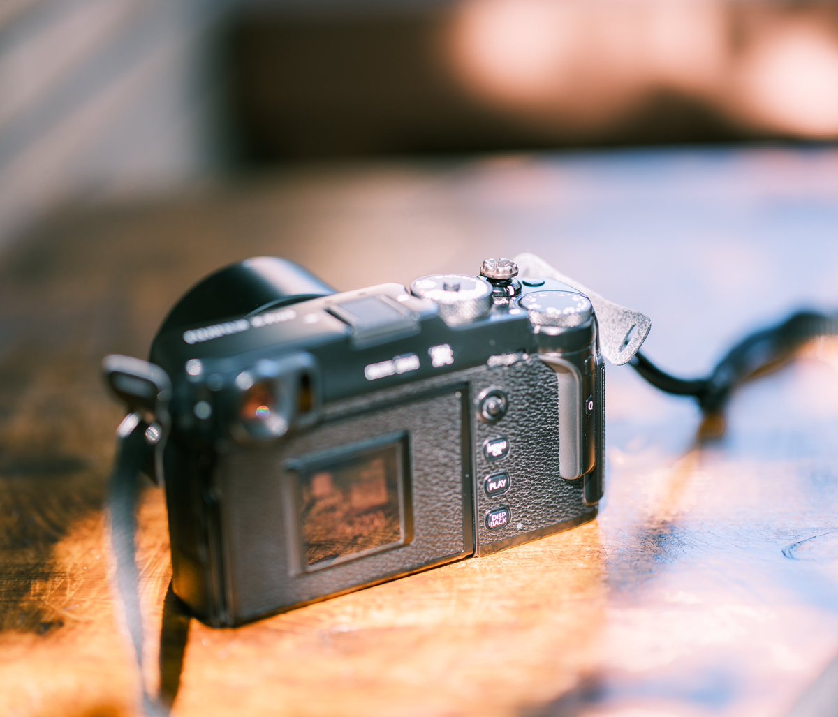 SakurafotoU's tweet photo. ćForzago HandmadećCamellia handmade shutter button ļ¼make your shoot smoothly!
šhttps://t.co/X480o6QGFp
#camera #photo #photography #photographer #shutterbutton #fujifilm https://t.co/83vzZSSwro