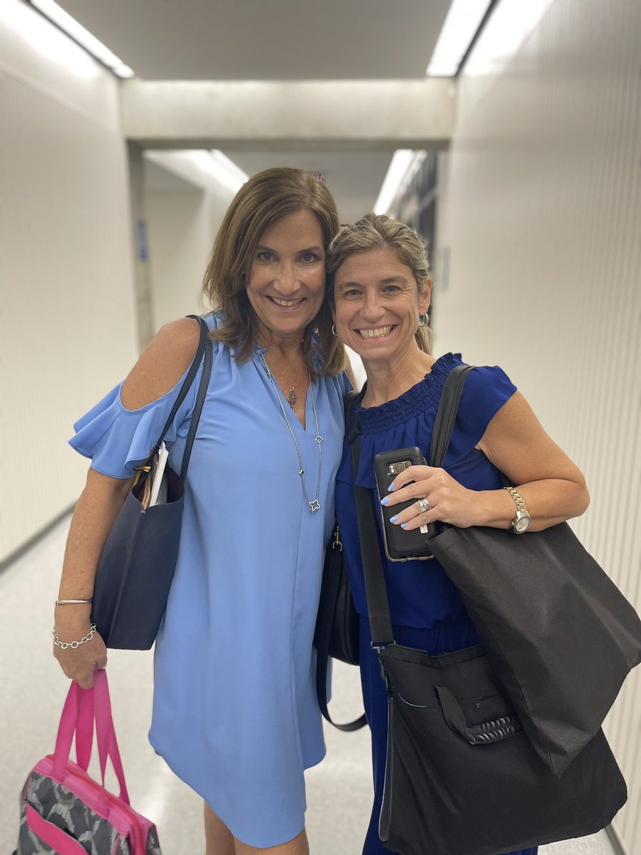 Sending time with colleagues is never overrated but fun. Blue, Blue and more Blue! <a href="/Synergy_MDCPS/">Synergy_MDCPS</a> <a href="/MDCPSSouth/">South Region Office</a> <a href="/cvpassmore/">Celethia V. Passmore - Mack</a>