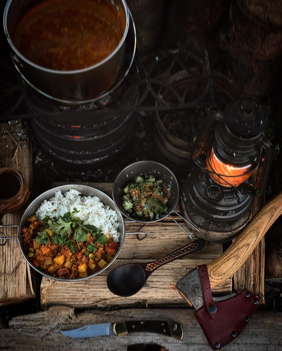 TheWorkerAnt's tweet photo. Go where you feel most alive. Shoutout to @kazbong63 for the absolutely flawless setup and cooking skills.
#overthefirecooking #bonfire #wildcamping #wildernessculture #adventure #campfire #adventuretime #outdoor #outdoorlife #outdoors #hikingadventures https://t.co/ofOJu0MM1S