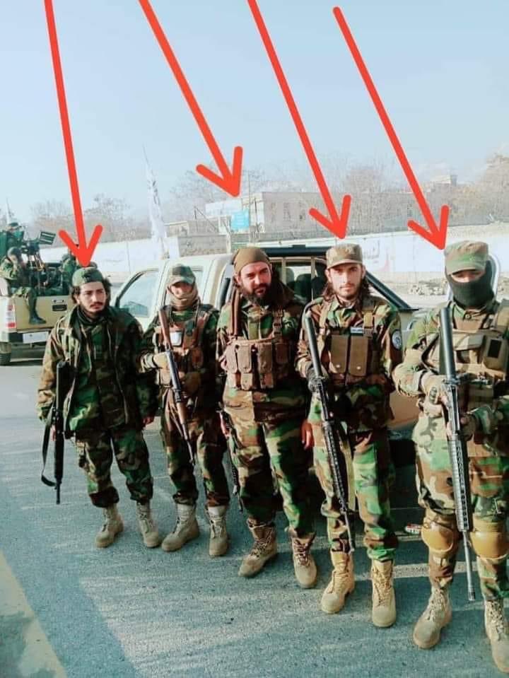 TajiksResist's tweet photo. اجساد این چهار جنگجوی طالبان دیروز از ولایت پنجشیر به پکتیکا ارسال شد.
جنگجویان طالبان با نشر این تصویر در صفحات فیسبوک و توییتر خود به این همکاران شان "شهادت مبارک " گفتند.
#TalibanTerrorists
#RemoveTaliban
#احمدنظری https://t.co/F50AqutS7q