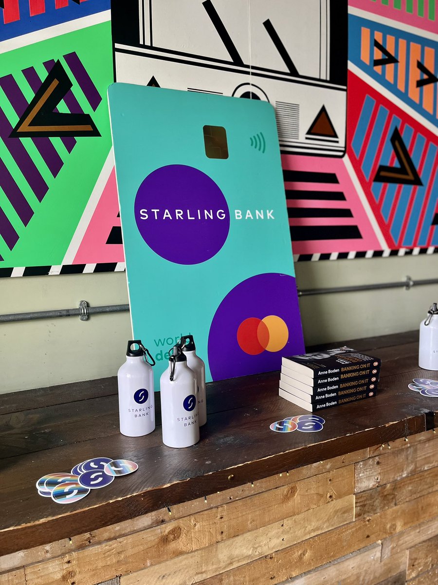 annalouise95's tweet photo. I ๐ my job! @StarlingBank #BehindtheBank https://t.co/WLpXDzRE6v