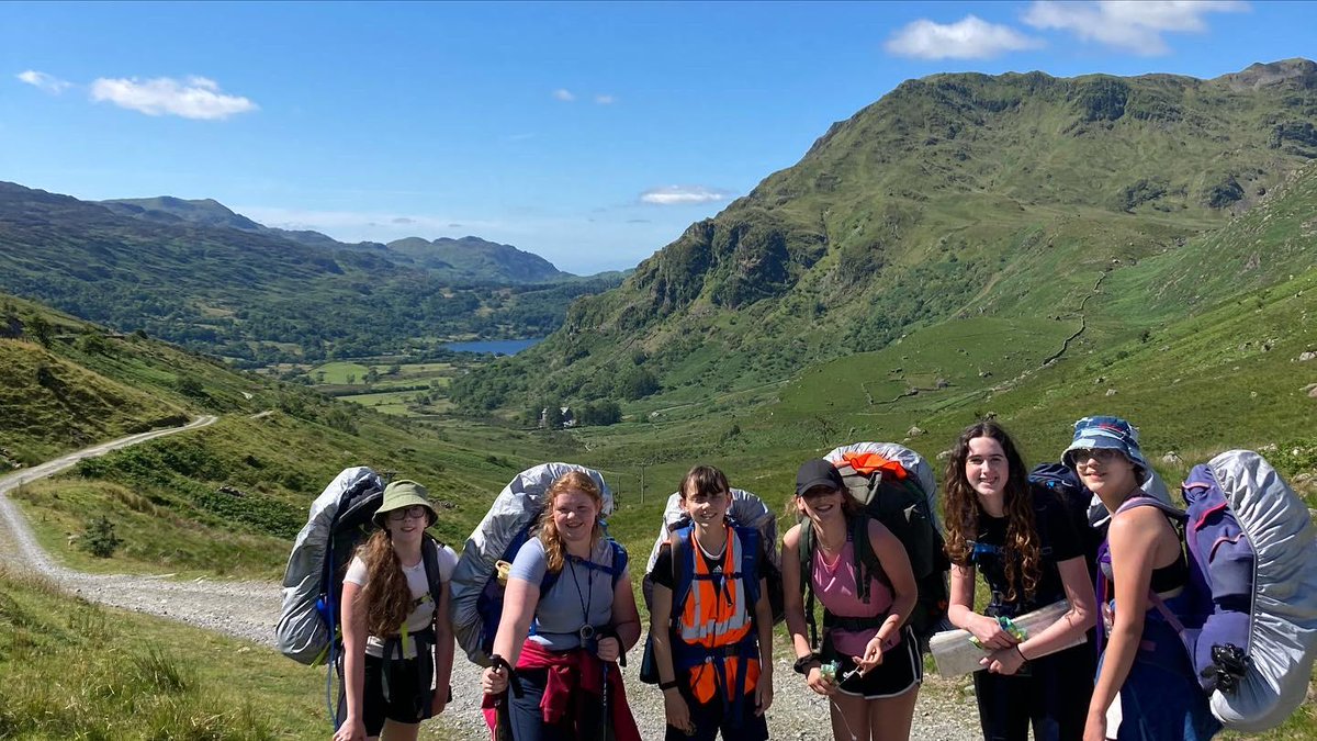 SandHighDofE's tweet photo. Day 2 of our Gold DofE qualifying expedition done in a sunny Snowdonia -  sun, sheep and superb students. 2 more days to go! @DofENorth @SandbachCollege @SandbachHigh #DofE https://t.co/GQs9pCDykv
