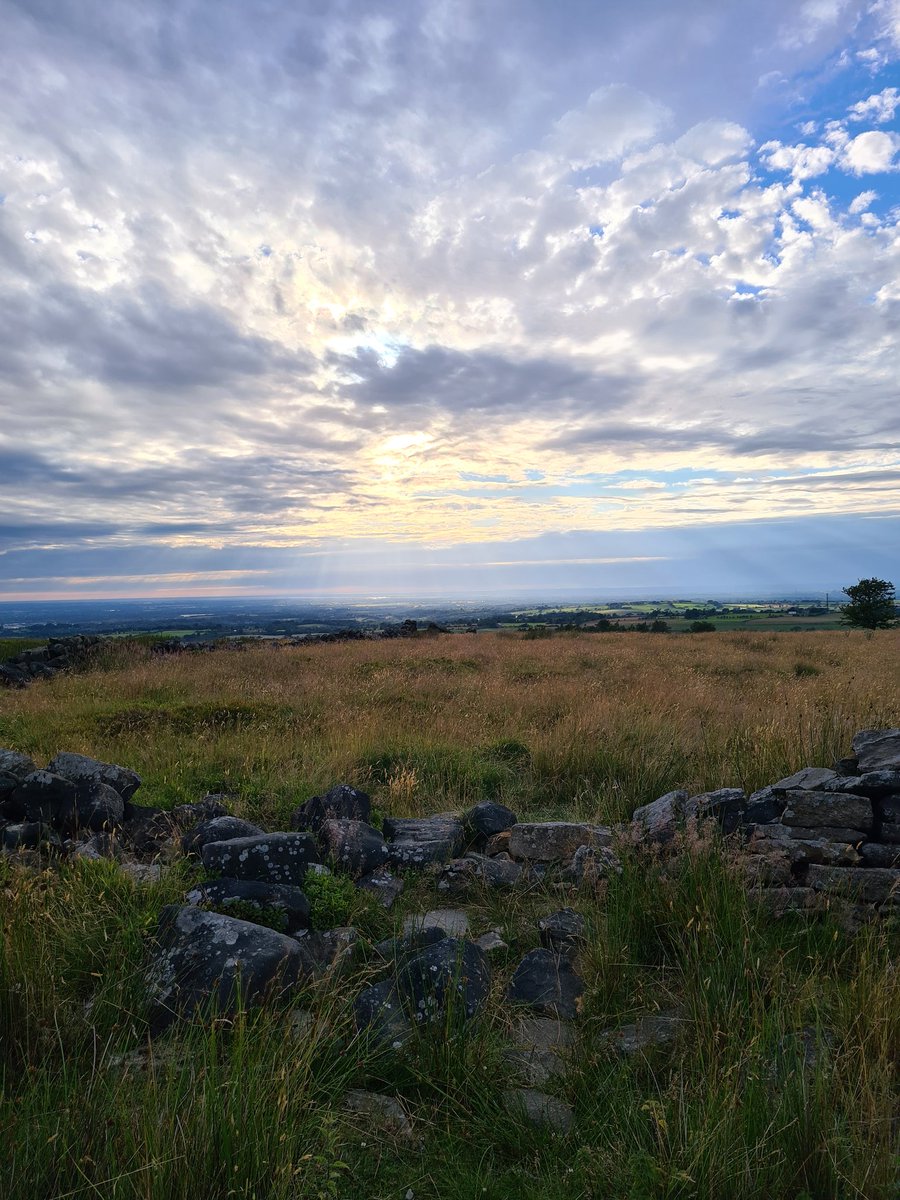 njbclb's tweet photo. Last night's walk around White Coppice. #Chorley #WhiteCoppice #Lancashire @InChorley #TuesdayClub https://t.co/4hMns1wOnd