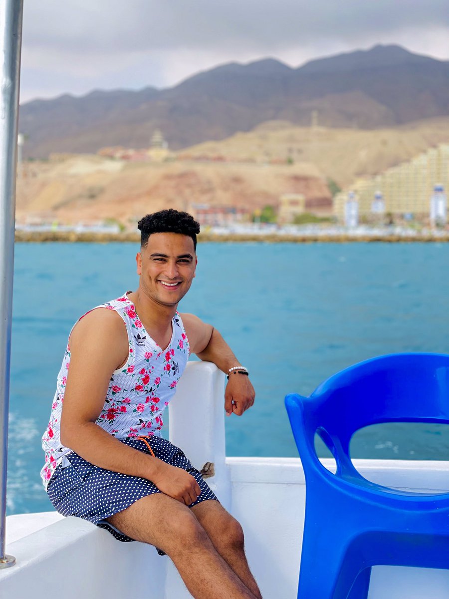 EnawyAbdalla's tweet photo. متعرفش انتا كنت واحشنى قد ايه 🛥🌊🥇 https://t.co/KNGBdjy7vB