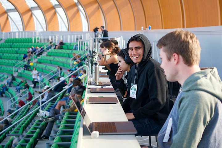 University of Oregon tweet media