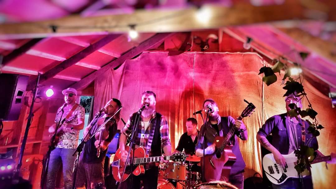 Making our long awaited return to <a href="/TullysBarCarlow/">TullysBarCarlow</a> Sunday July 31st.

#beergardenbash
#livemusic
#tullyscarlow