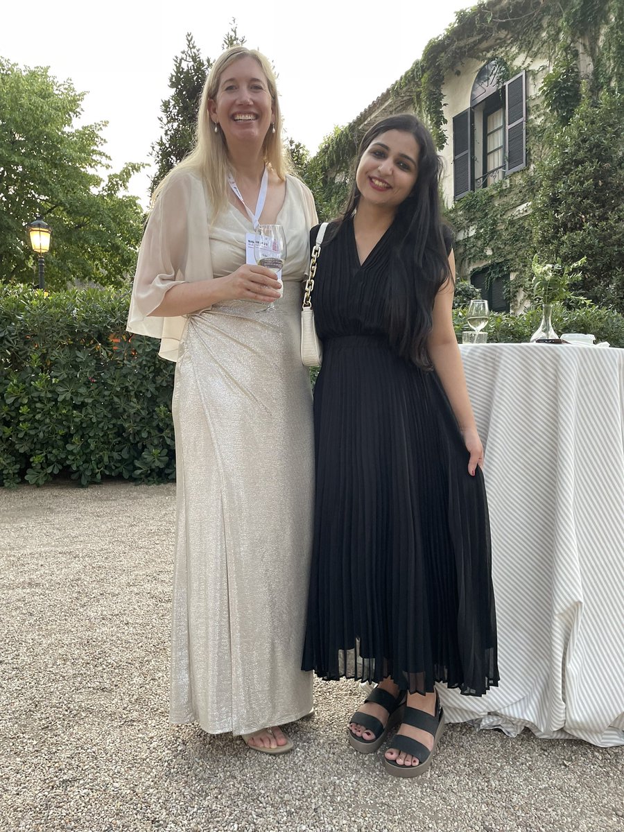 Nishtha Madaan (@nishtha_madaan) on Twitter photo Had a great conversation with <a href="/jteevan/">Jaime Teevan</a> at #sigir2022. Got great insights about her current work and her previous role as a Technical Advisor to the CEO. Had a great conversation with <a href="/jteevan/">Jaime Teevan</a> at #sigir2022. Got great insights about her current work and her previous role as a Technical Advisor to the CEO.