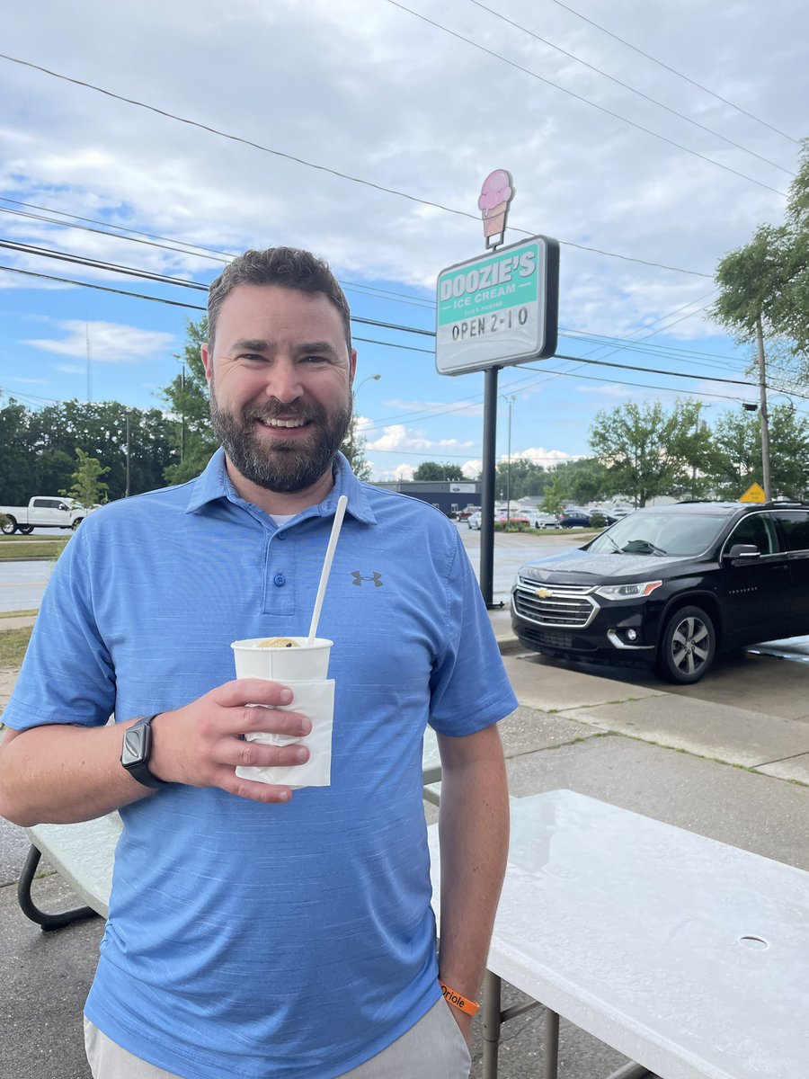 A trip to see the alma mater isn’t complete without stops at <a href="/The_Cabin_MtP/">The Cabin</a> for pizza and @dooziesmtp for the best ice cream! #FireUpForever