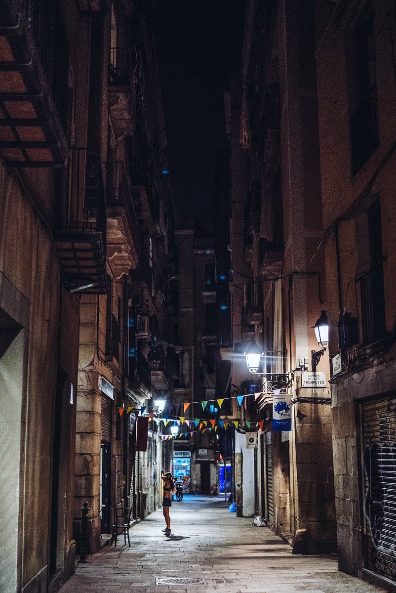 DAY &amp; NIGHT in BARCELONA