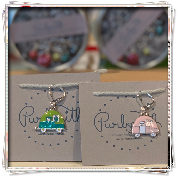 What is a clean desk a sign of? - mailchi.mp/yarn/ijzwi4rpj… A clean desk is a sign of a very full desk drawer - haha!