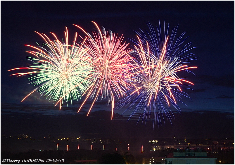 Cliches49's tweet photo. Feu d'artifice 13 juillet 2022 - Ville d'Angers
#feuartifice #14juillet #angers https://t.co/2B3es5NGsZ