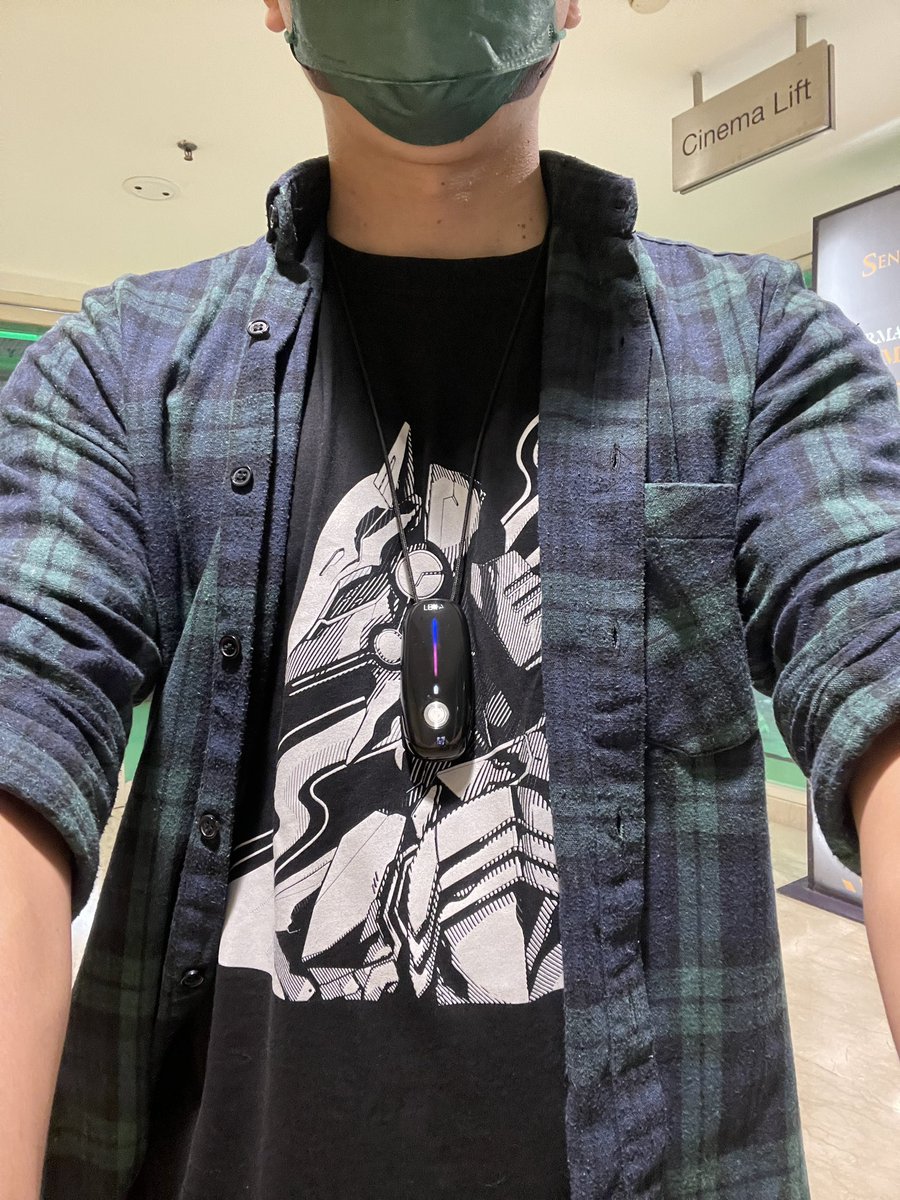 Proudly wearing my limited edition <a href="/0n1Force/">ONI FORCE</a> tshirt. #0n1fam <a href="/trueIMCMPLX/">IMCMPLX👺🍌🔻</a>