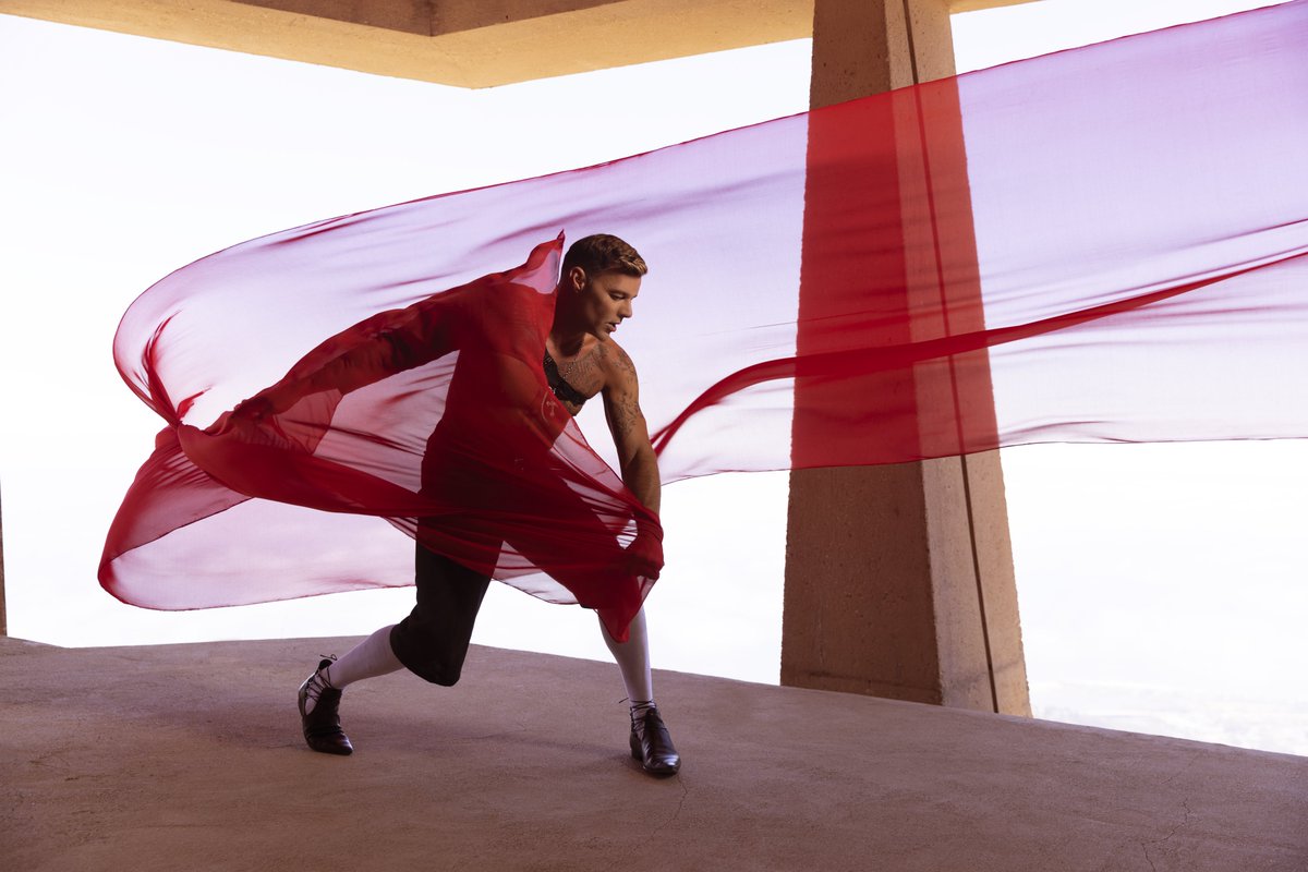 #ÁcidoSabor viene con un #vídeo durísimo. Loco porque lo vean. #comingsoon #PLAY 🎥