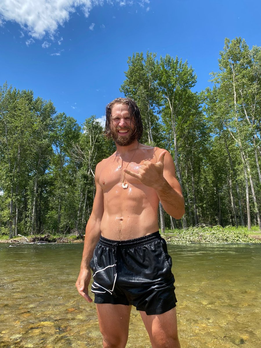 ChaseRiceMusic's tweet photo. Montana🤙🏼🤙🏼 https://t.co/kRA9TmZ5AT
