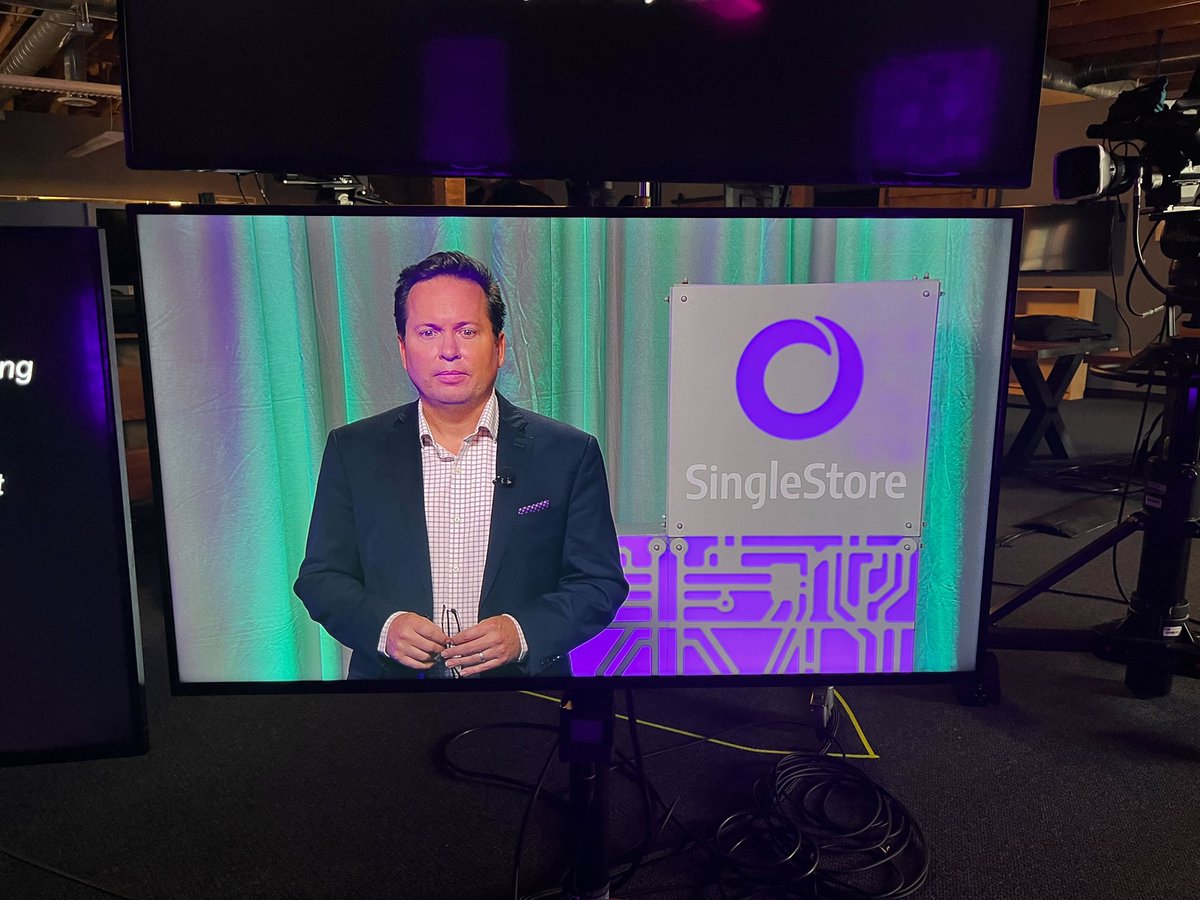 SingleStoreDB's tweet image. That&apos;s a wrap on #SingleStore&apos;s #DataRevolution22! Shoutout to our speakers, guests, and the whole crew that made today the start of the [r]evolution!  

Stay tuned for all of today&apos;s sessions on demand! 📺 

#DataDriven