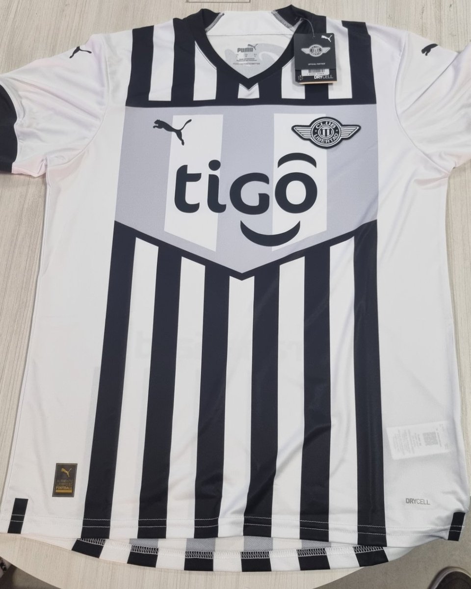 HernanRSotelo_'s tweet photo. Regalo la nueva camiseta oficial de Libertad entre todos los que sigan a mi cuenta y le den RT 

Sorteo: este sábado 16 de Julio. Suerte!!! @PUMAParaguay https://t.co/OzTUwMtrDf