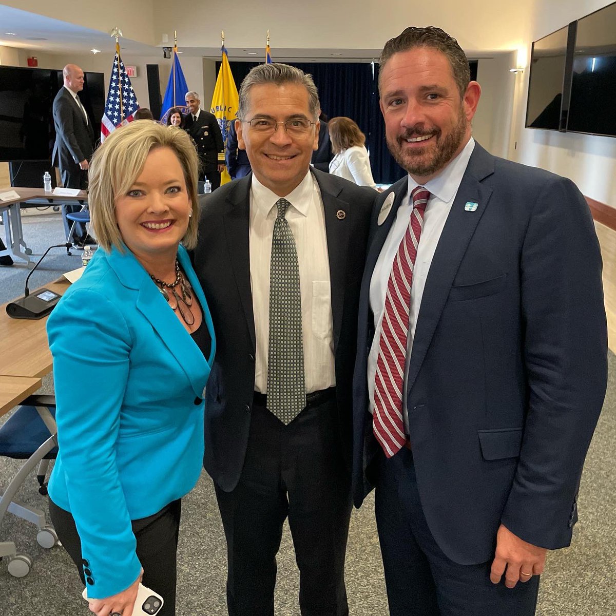 Manning Family Children's tweet media