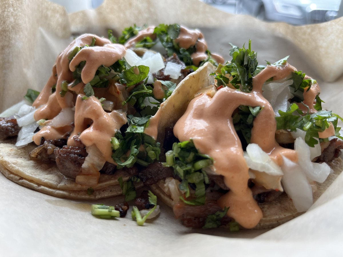 CodingMark's tweet photo. Best Coast Burritos is a must visit if you're in the Bay Area 🌯 Always a tasty treat 😋🇰🇷🌮🔥 https://t.co/fz87isGmBV