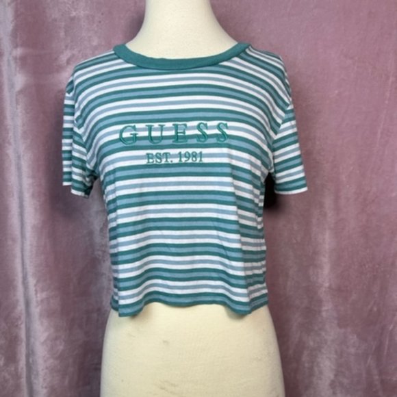 cherishlife02's tweet photo. So good I had to share! Check out all the items I'm loving on @Poshmarkapp #poshmark #fashion #style #shopmycloset #tommyhilfiger #guess #magellanoutdoors: https://t.co/PnAnH4H6dI https://t.co/kbjI91G55O
