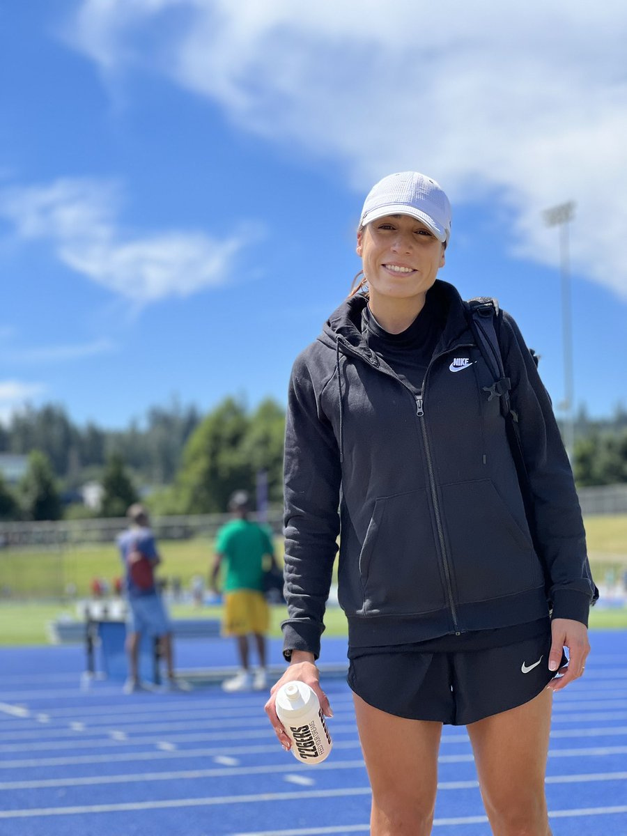 Último entrenamiento en pista🏃🏽‍♀️
Sábado se corre la serie de los 3000mt con obstáculos 10.30am hora 🇺🇸 
14.30pm hora 🇦🇷
