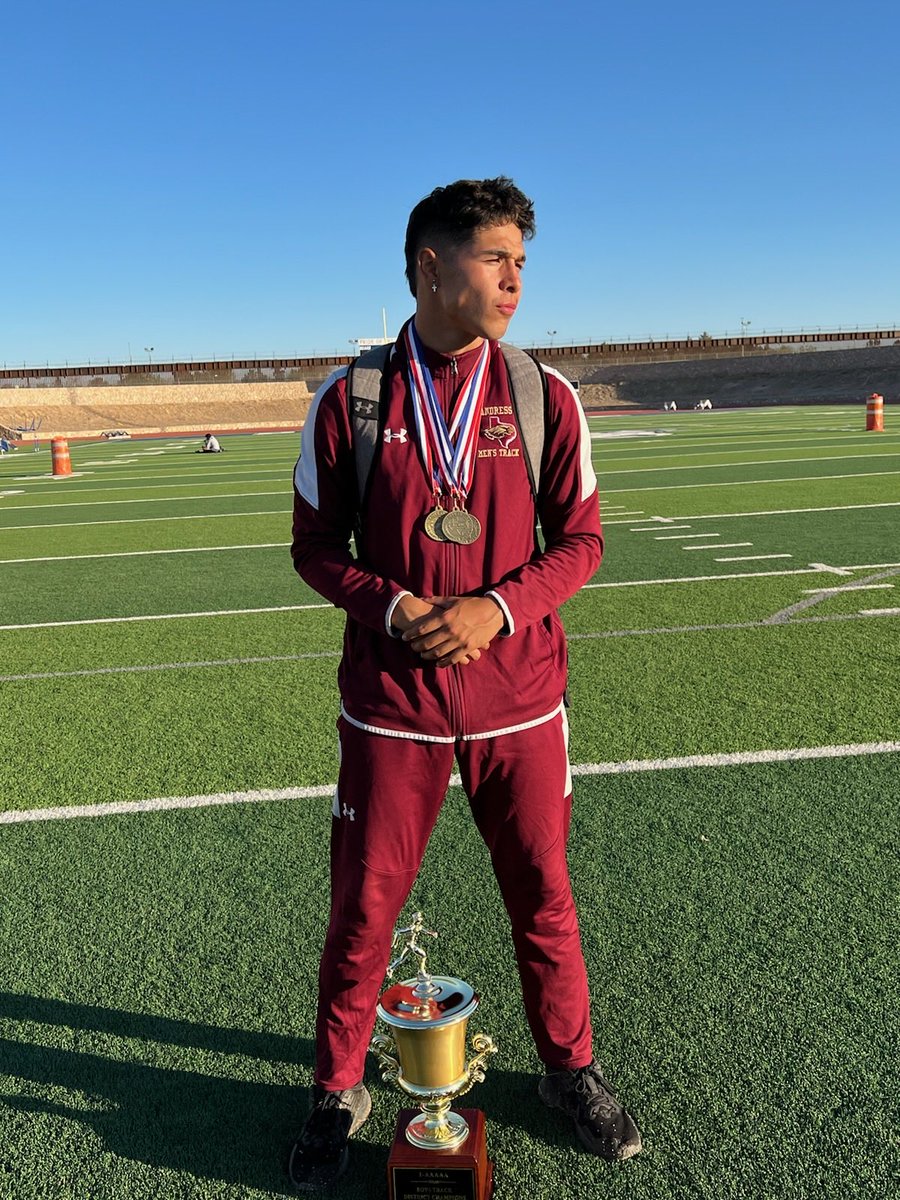 Andress’ Elijah Munoz joins former teammate Charlie Bass in committing to compete for UTEP track and field program next spring