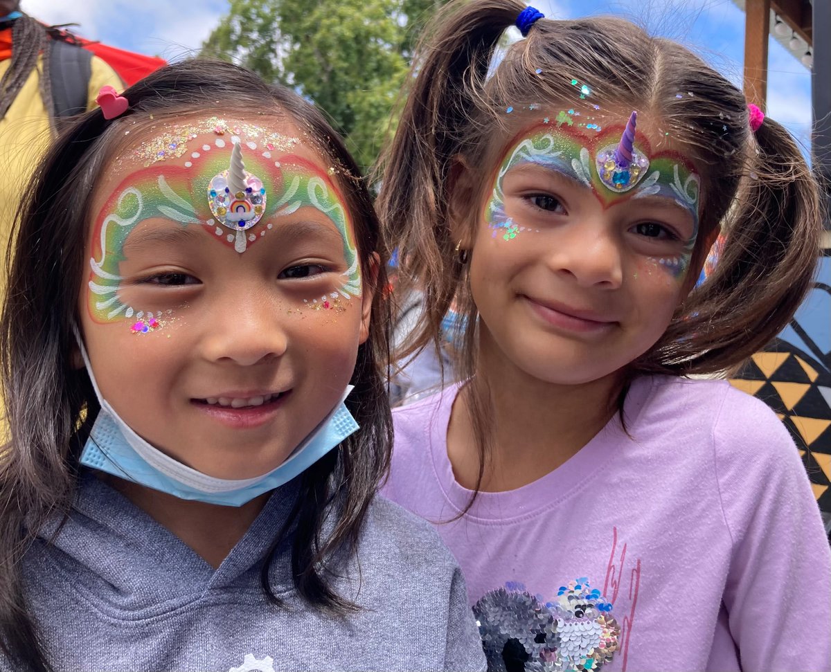 SF_DCYF's tweet image. It is #NationalSummerLearningWeek, and staff and students from Mo&apos;MAGIC, the Village Project, the @BuchananYMCA, @BGCSF, @sfdefender, and the @SFHumanRights came together to celebrate the importance of keeping kids learning, safe, healthy, and having fun during the summer.