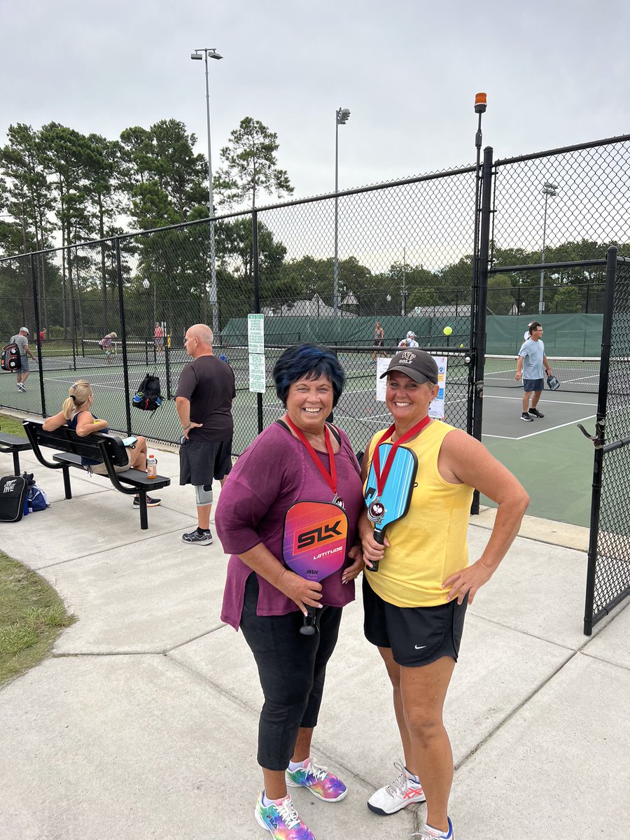brunswickbroker's tweet photo. Just a little “day dinking” 🥈
.
.
#pickleball #secondplace #pickleballtournament #oceanislebeach #oceanislebeachnc #pickleballwithfriends #yourrealestateadvocate #brunswickbroker #dinklife #dink #addictedtopickleball https://t.co/PRTtNLA8Ah