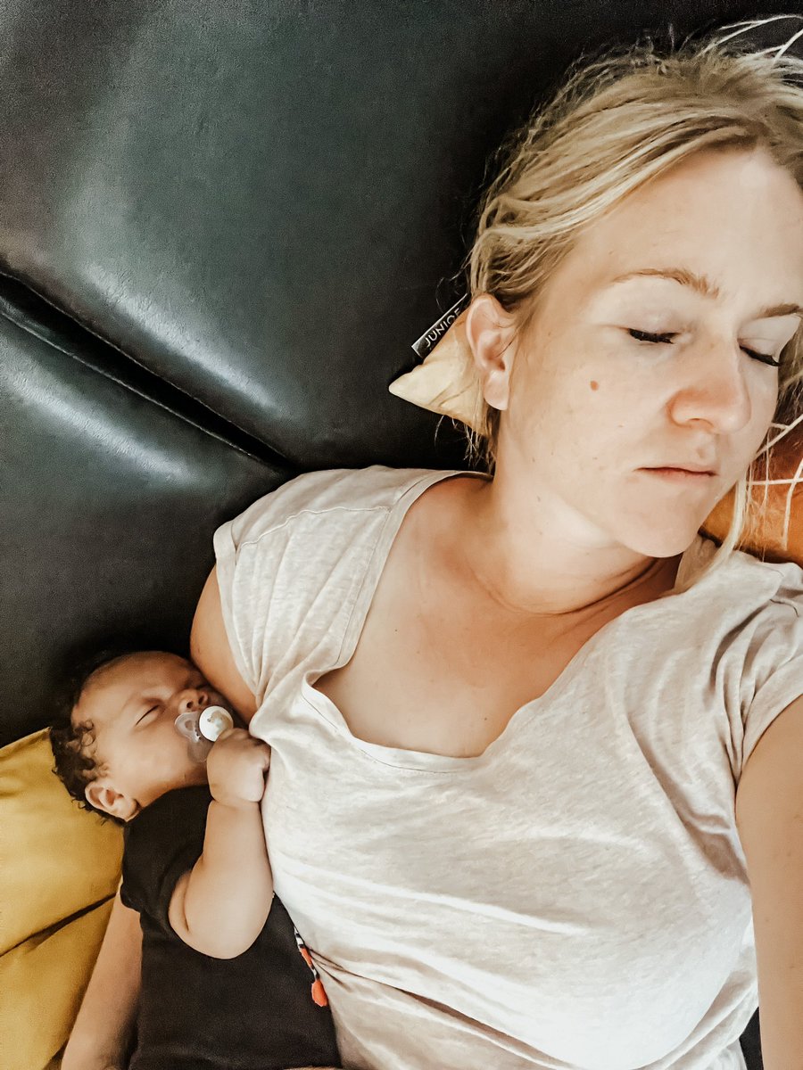 If you are lacking enough sleep, you can sleep bent on a couch with a baby on top in full daytime and still feel you are in heaven 😂 #mumslife #newbaby