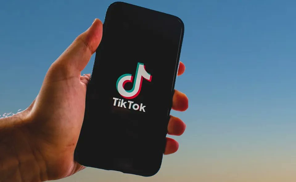 NoticiasRNN's tweet image. TikTok comenzará a restringir videos por edades

wp.me/pbRwvr-Osr

#RNNInternacionales #TikTok #Restringe #Videos #Edades