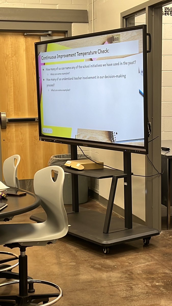 SerraHP2010's tweet photo. Hueytown MS CILT team putting in the work…Day 1
#increasingstudentachievement #protectthepaw @JEFCOED @Jefcoed6_12 @bmm628 @jlmaye_maye @GingerWilsonFP @melovejewelry @patrishaallen https://t.co/VUXwboxsCH