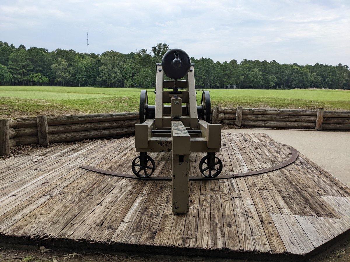 MartinKoenigsb2's tweet photo. #SiegeOfPortHudson #MarTMar2NOLA22 #MississipiCruise #ACWHistory #Louisiana #HistoryExcursions #Battlefields #SiegeGun #FieldGuns #GatlingGuns #AmericanSplendor #AmericanCruiseLines #HurtlingHotel #WargameResearch #RallyRoundTheFlag #StarsAndBars #ACWWargames https://t.co/wEwPit90FJ