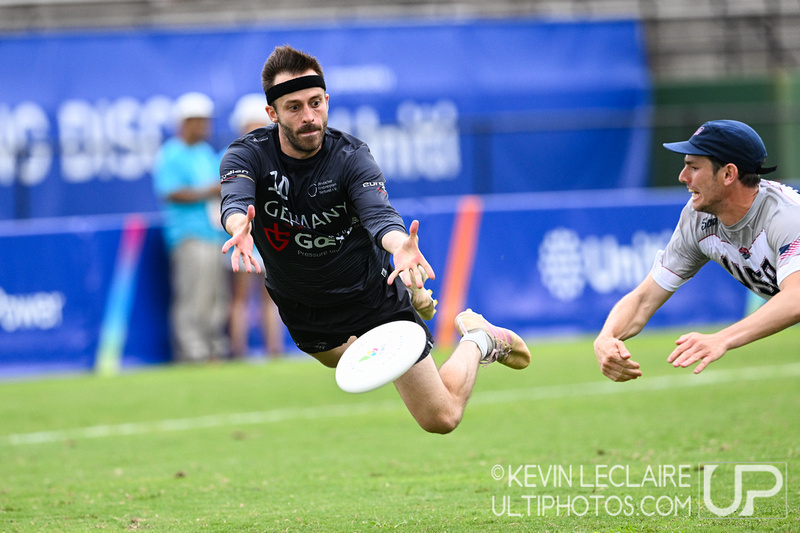 UltiPhotos's tweet photo. Wednesday Highlights from @theworldgames Ultimate games are going up now! 

https://t.co/gDP1CWEm1i 

Photos by Katie Cooper and 
@LeclairePhoto
 
@WorldFlyingDisc https://t.co/333jutfIpQ
