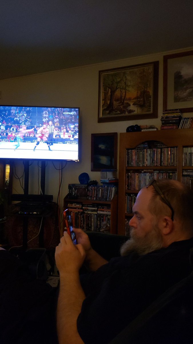 MsDamanda's tweet image. Its Wednesday night, and my husband is a wrestling widow....
#AEWDYNAMITE