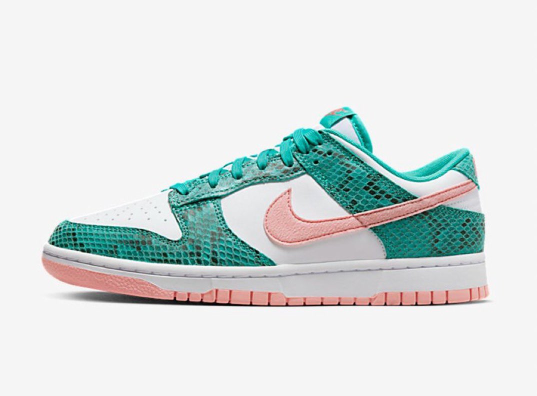 SneakerHeadDrop's tweet photo. Nike Dunk Low 'Washed Teal and Bleached Coral' releases July 27th => https://t.co/qvBSC388P2 https://t.co/CjCJgyc1Lz