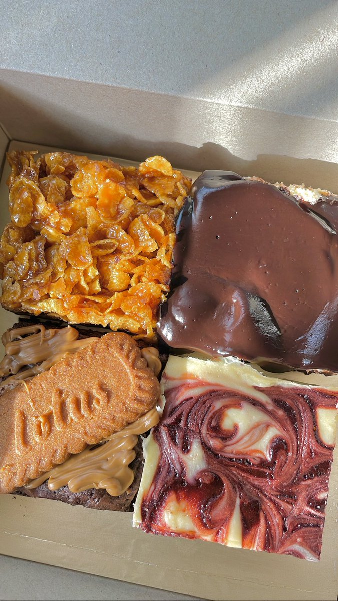 Kiselwitxh_'s tweet photo. It costs RM0.00 to help me RT and support our small business 🥺 My next potential customer can be on your TL ✨👀 https://t.co/T7A8bjUJfv