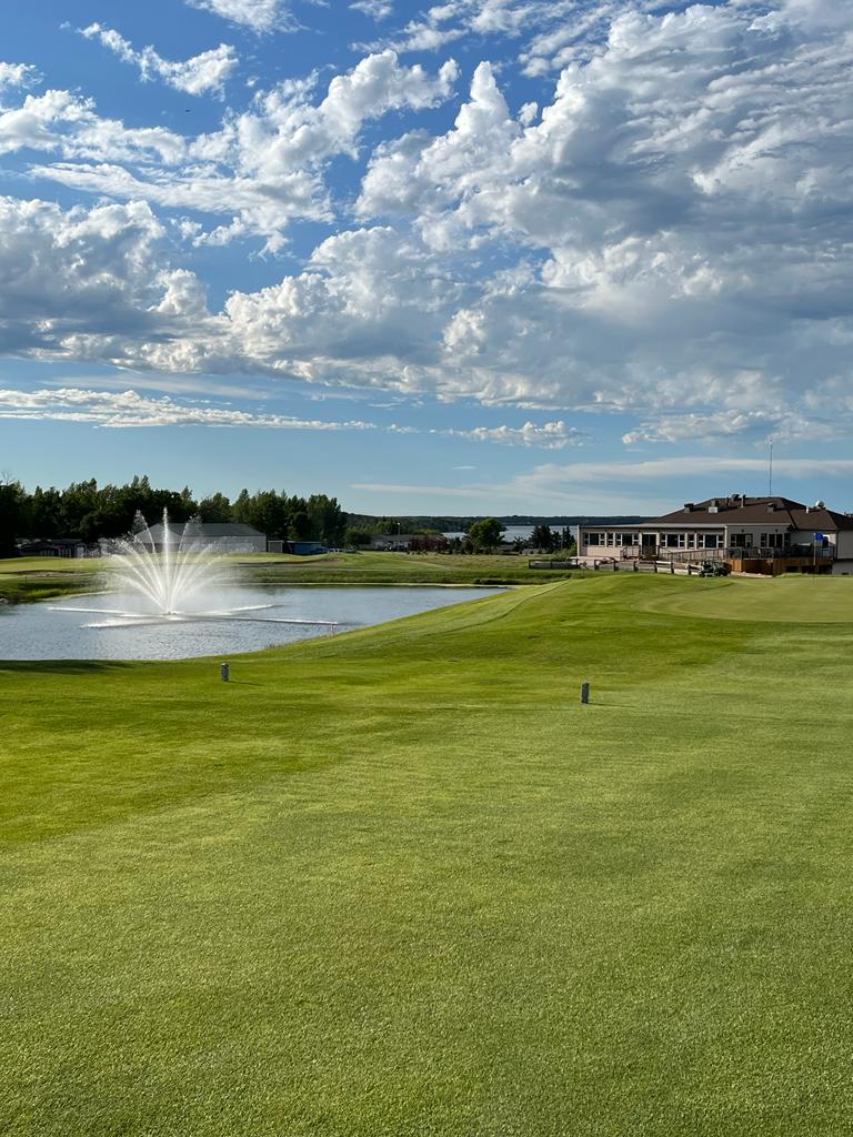 albatroznft's tweet photo. Who loves golf? 

#golf #lovelife #Albatroznft #beautifulday https://t.co/idpffd4FML