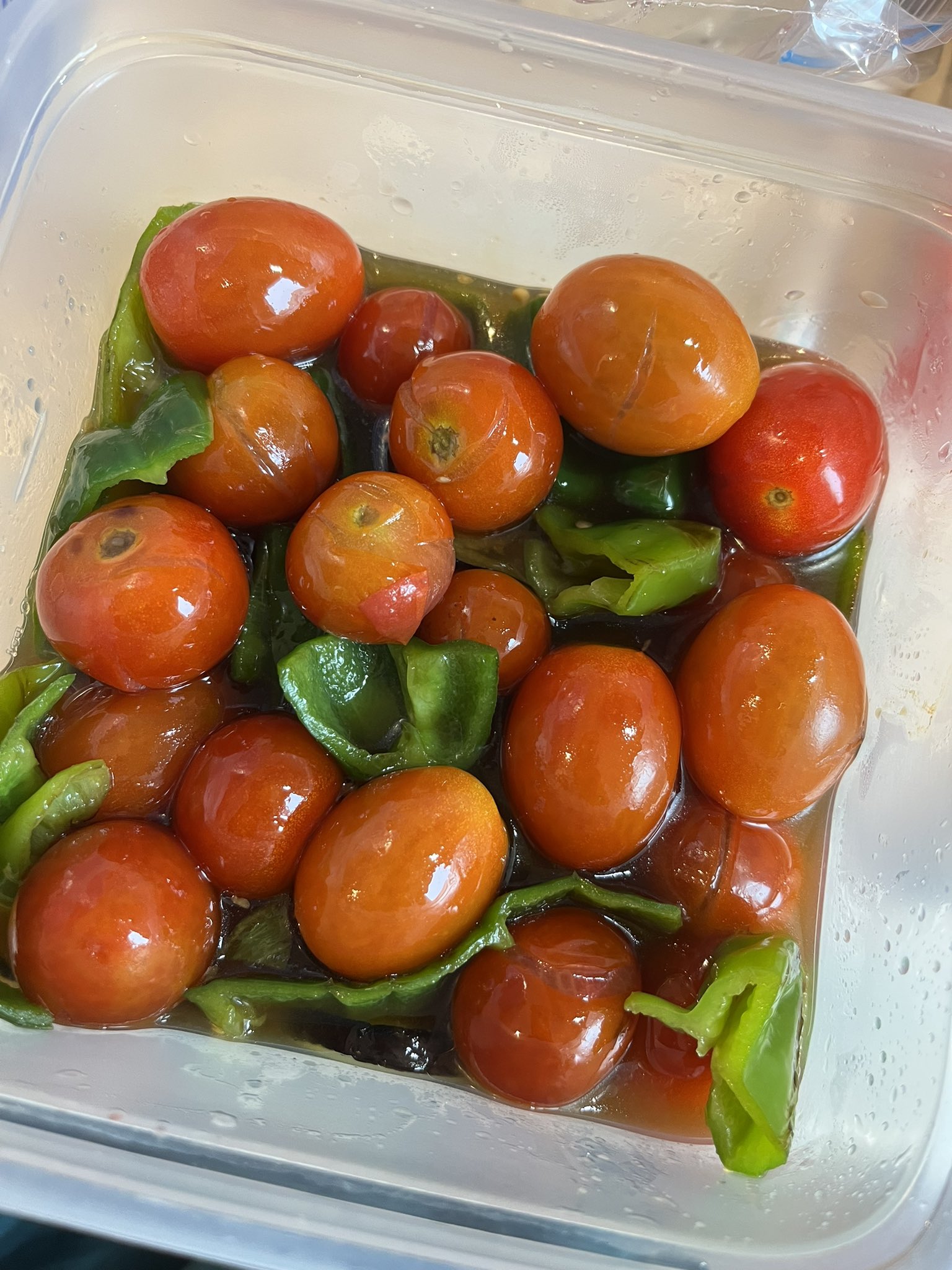 Umi トマト消費 夏野菜マリネ仕込み 美味しかったらズッキーニもいらよ T Co 7tccxi0xxe Twitter