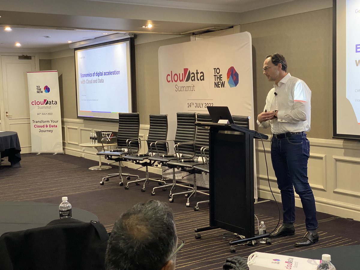 manoj_nama's tweet photo. Clifford Foster delivering the Keynote @TOTHENEW #cloudata summit

🚀 Cloud reimagined and simplified for businesses 

#gptw #Sydney #cloudatasummit2022 #aws https://t.co/vUsUbyns44