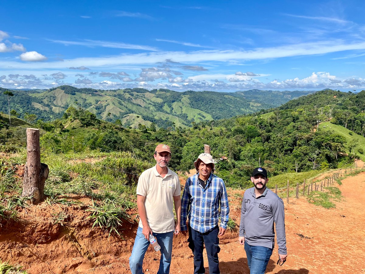 Colombia is so beautiful!!! More permitting fun with Gaspar, Santiago, and Gaspar's friend Uriel.