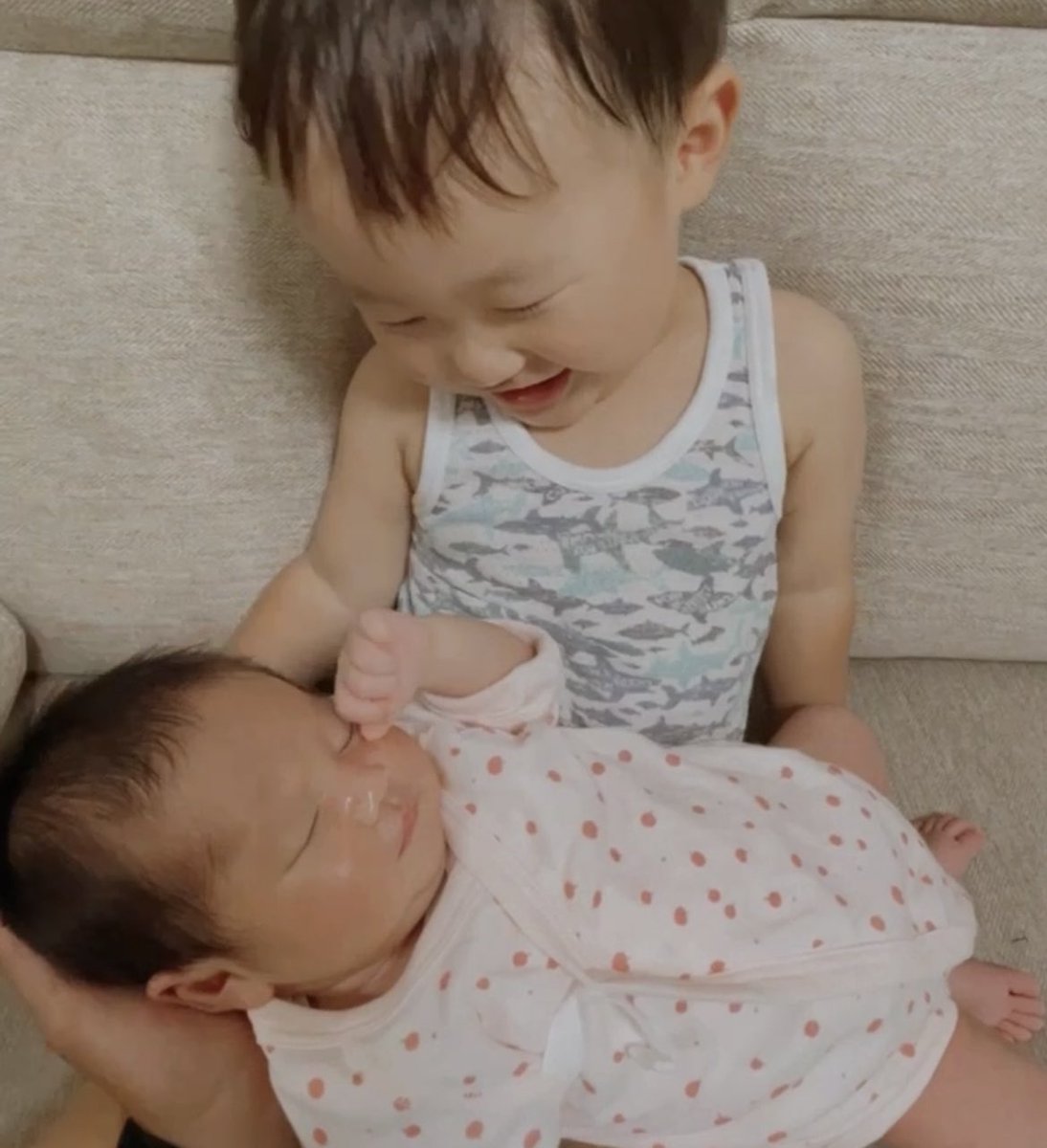 oreyan811's tweet photo. 🤱👨‍🍼 https://t.co/Jt0cqTSmDD